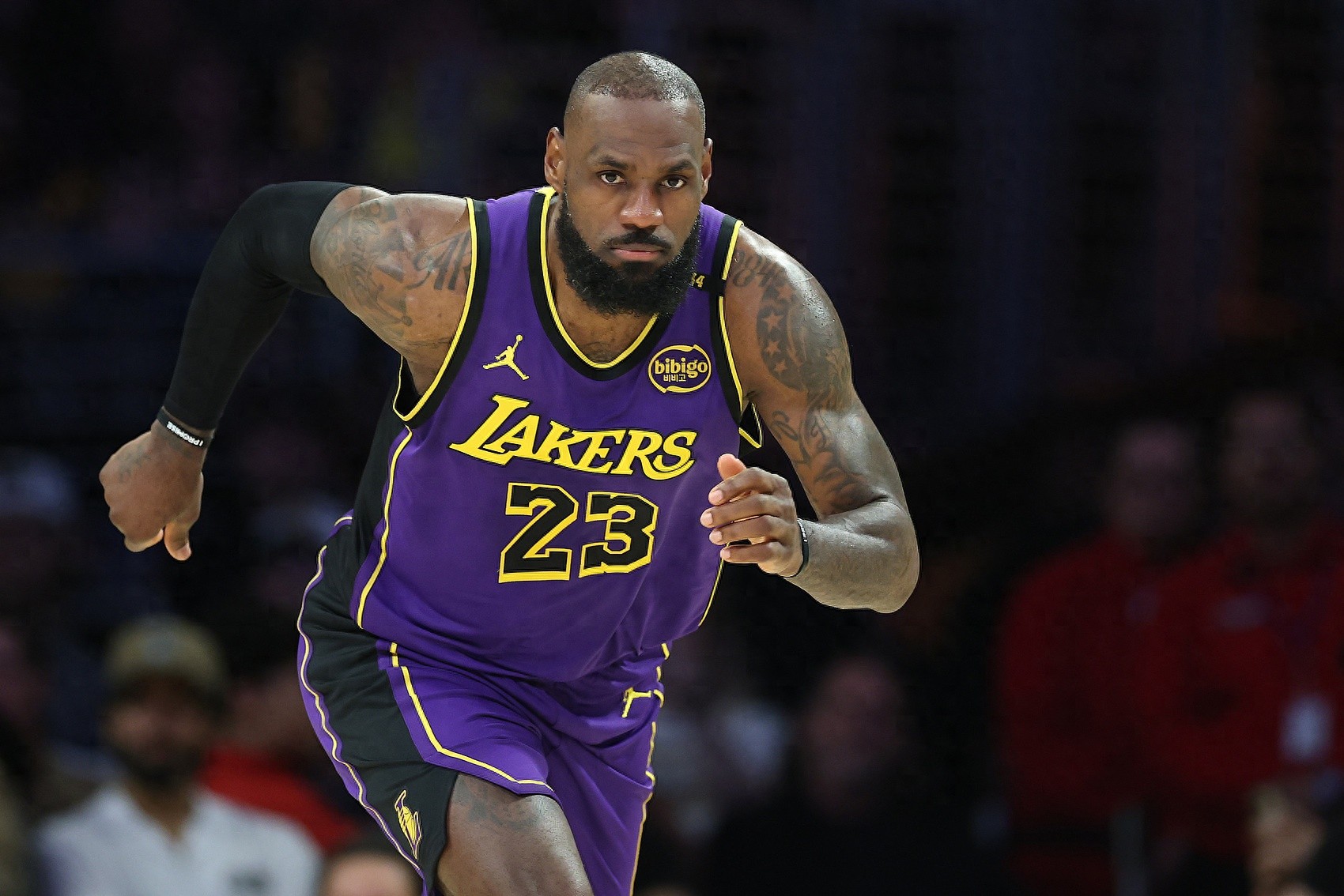 湖人复出主将,詹姆斯期待战士归来的简单介绍 湖人复出主将,詹姆斯期待战士归来的简单介绍