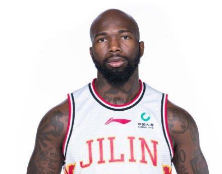 豪迈战队再次遭遇东北虎压制 豪迈战队再次遭遇东北虎压制