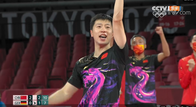 英格兰队轻取日本队，奥恰洛夫统治全场