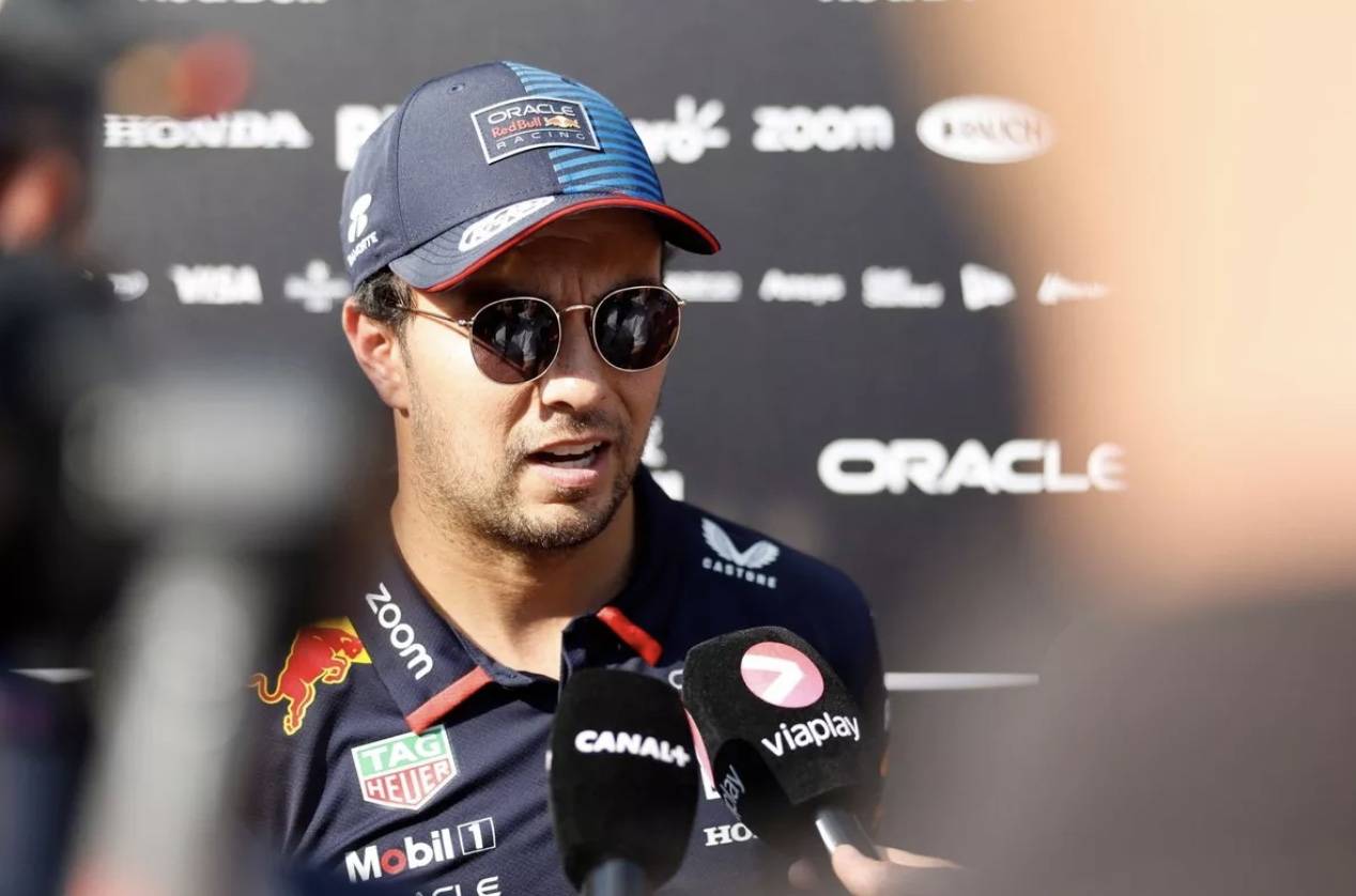 梅赛德斯翻盘红牛车队,佩雷兹点燃赛场 梅赛德斯翻盘红牛车队,佩雷兹点燃赛场