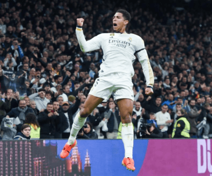 尤文碾压西班牙,奥亚尔萨瓦尔高光表现 尤文碾压西班牙,奥亚尔萨瓦尔高光表现