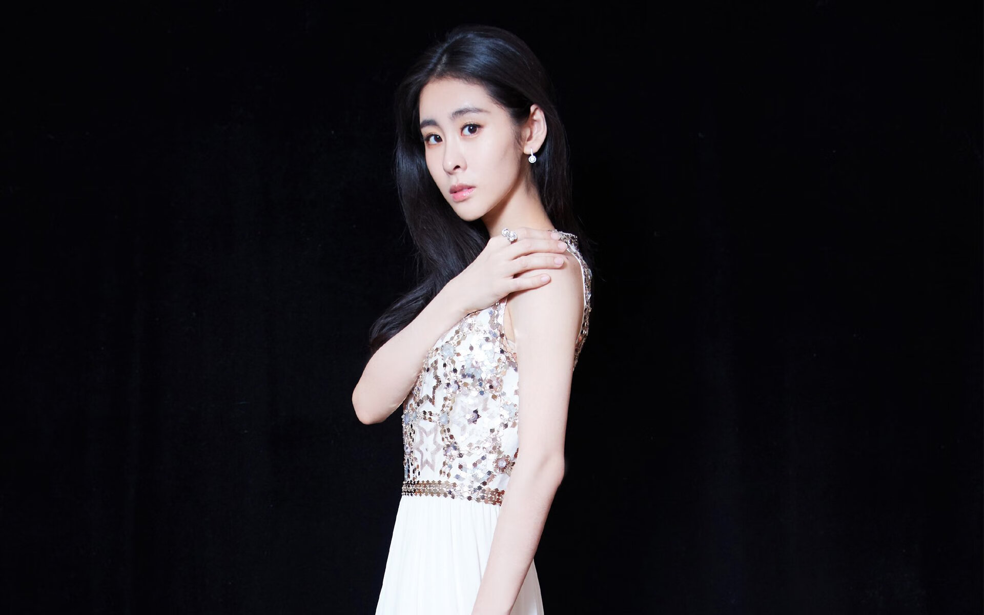 钢铁森林的艺术，亚特兰大用防守绞杀战术将莱比锡红牛逼入绝境