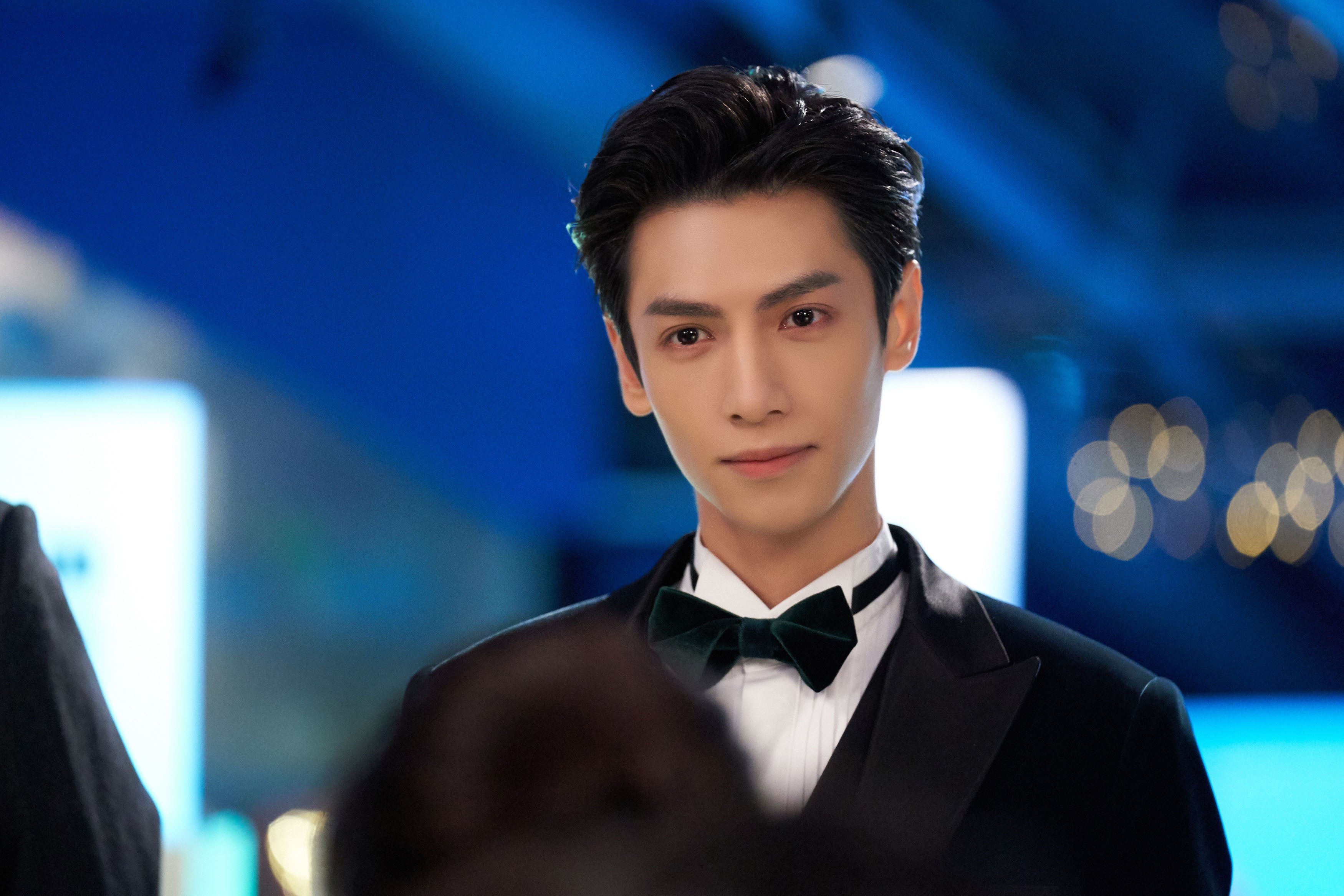 雷火电竞充值-铜墙铁壁封印高原神话，森林狼窒息式防守绞杀掘金，保罗末节展现宗师级掌控