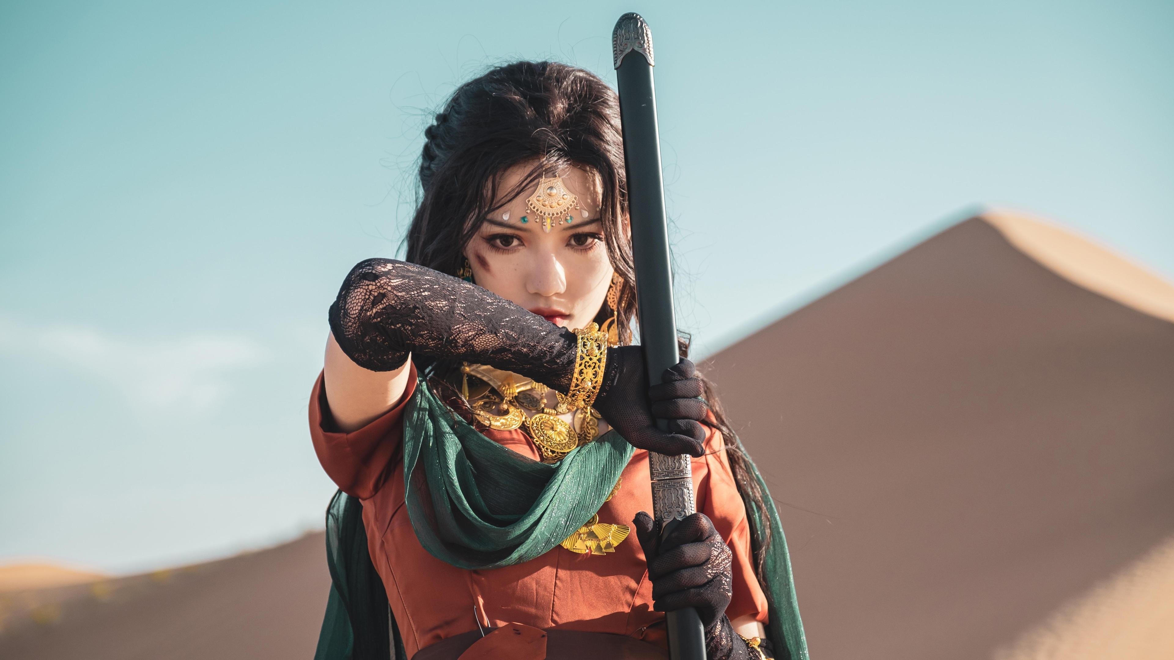 雷火电竞-双引擎之夜，F1轰鸣声中的制胜一击